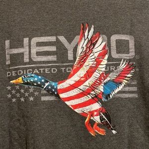 HEYBO Dark Heather Gray Long Sleeve American Flag Duck Shirt